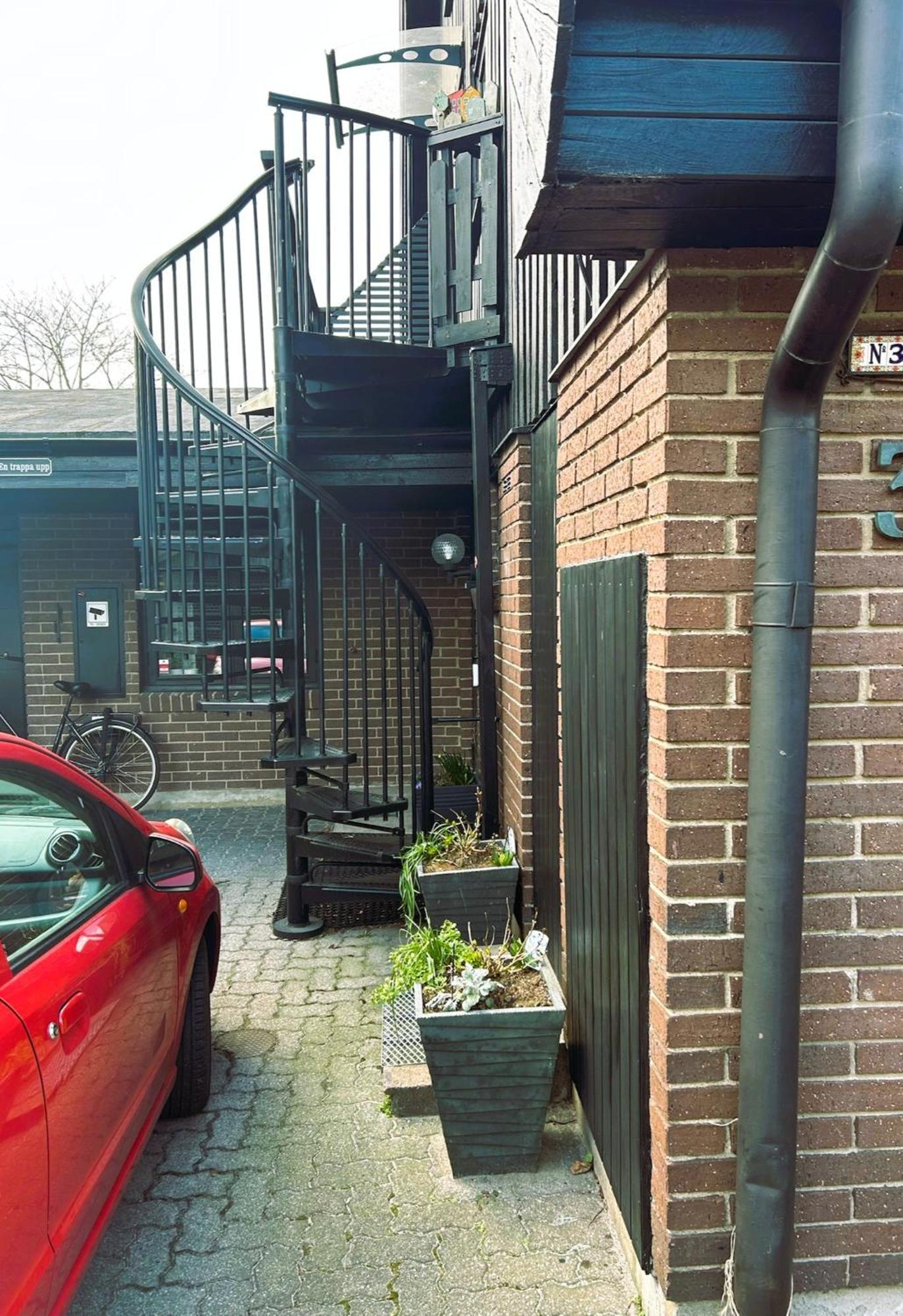 En Trappa Upp Apartment Malmo Exterior photo